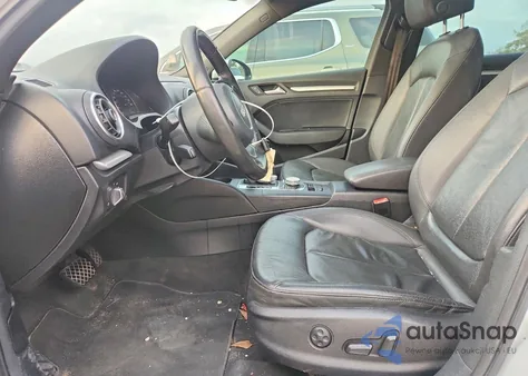 2015 Audi A3 Premium z USA, uszkodzony, nr VIN WAUACGFF2F1136176